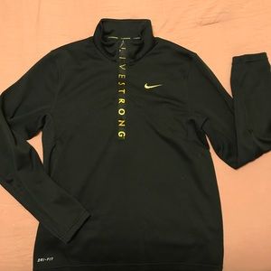 Nike Dri Fit Pullover